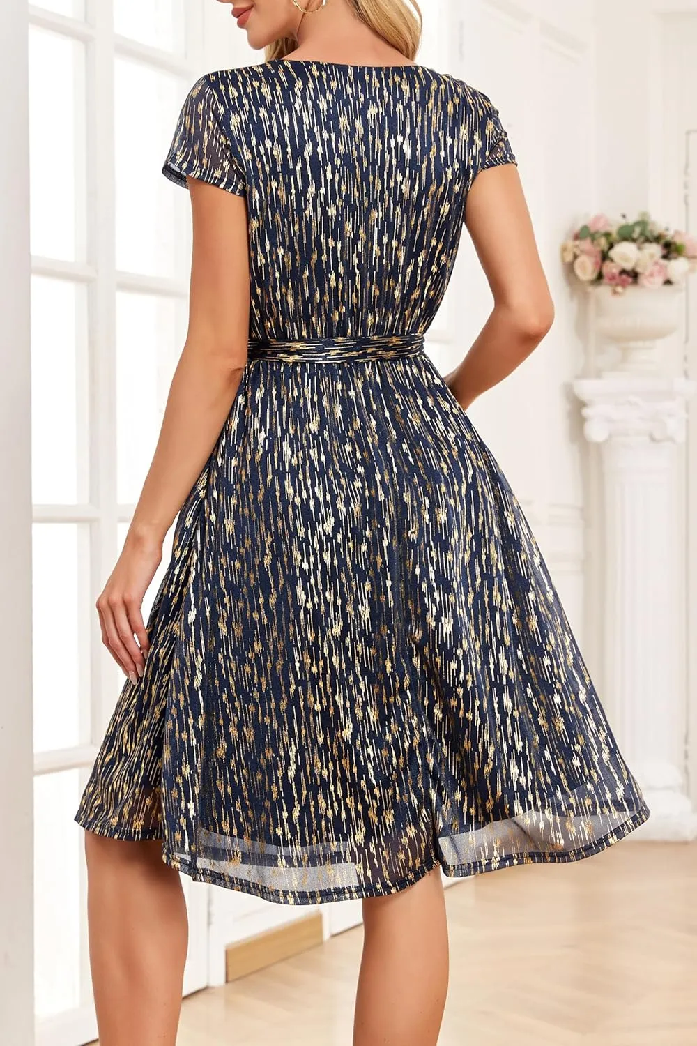 Women's Sparkly Glitter Summer Cocktail Party & Wedding Guest Dress - Short Sleeve with Pockets